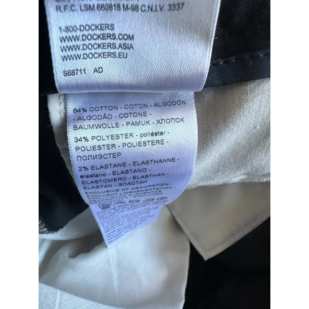Dockers Black EASY KHAKI Big  Classic Fit Stretch pants‎ Men size 44 x 29 New !